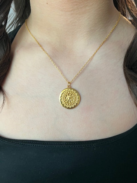 Spiral necklace on gold-plated 18" chain
